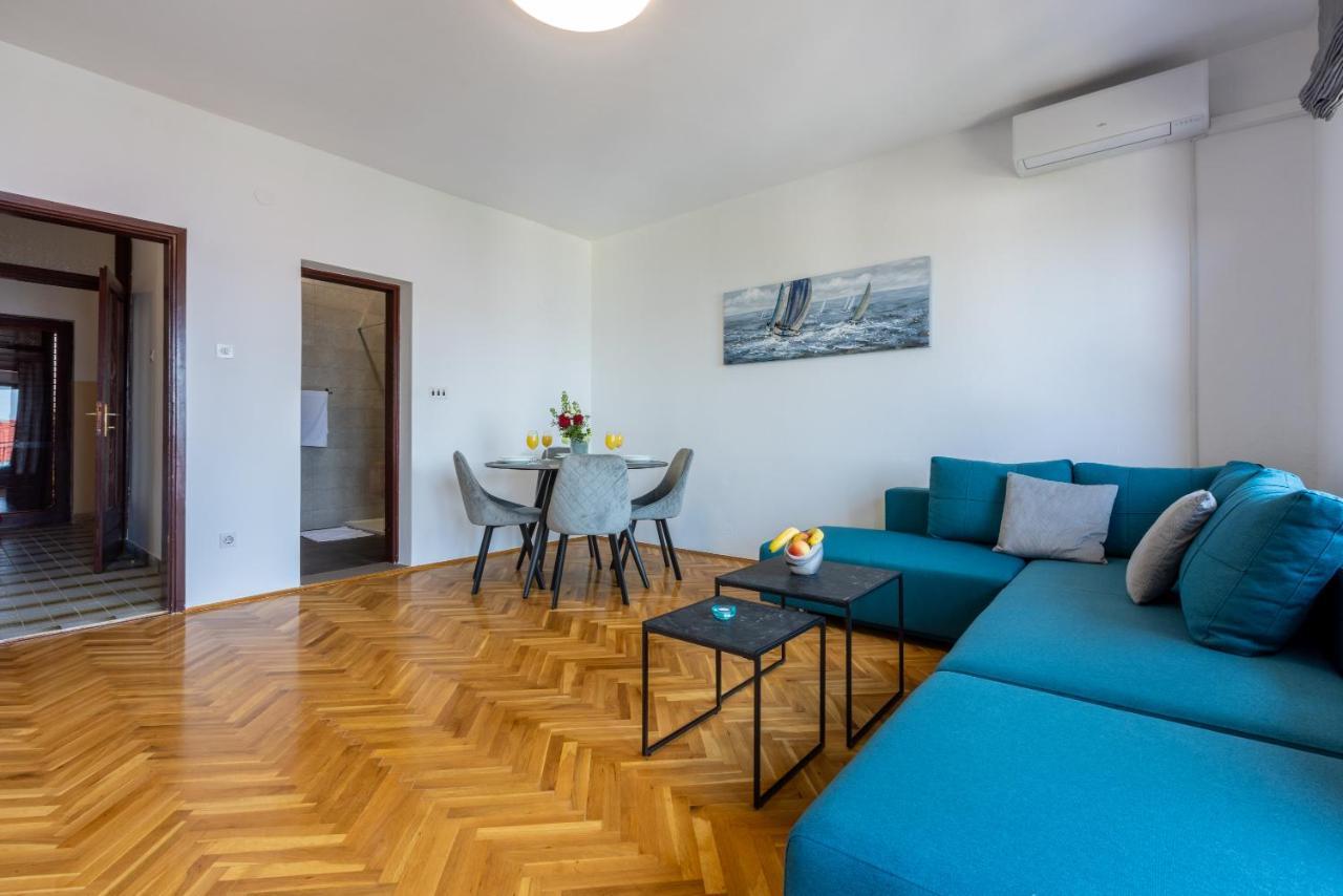 Apartment Arya ซริกเวนิซา ภายนอก รูปภาพ